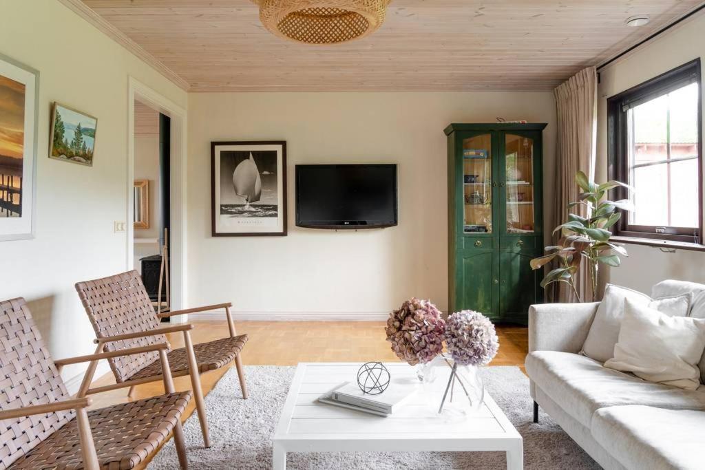 A Countryside Villa Close To Uppsala! Buitenkant foto